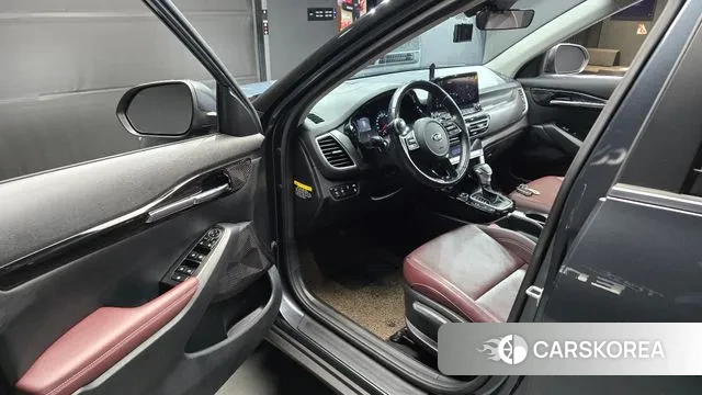 Kia Seltos 2019 Серый из Кореи, фото 2