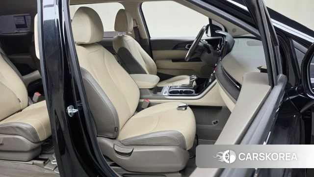 Kia Carnival 4th generation 2022 Черный из Кореи, фото 2