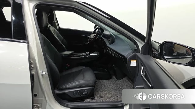 Kia EV6 2021 Жемчужный цвет из Кореи, фото 2
