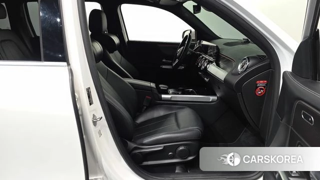 Mercedes-Benz GLB-Class X247 2022 Белый из Кореи, фото 2