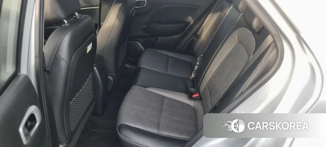 Hyundai Venue 2019 Серебристо-серый из Кореи, фото 2