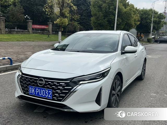 Nissan Sylphy 2024 Белый из Китая, фото 2