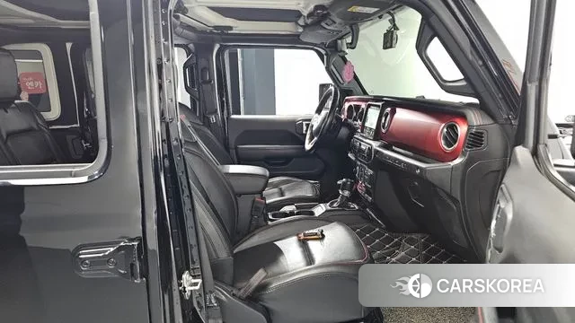 Jeep Wrangler (JL) 2021 Черный из Кореи, фото 2