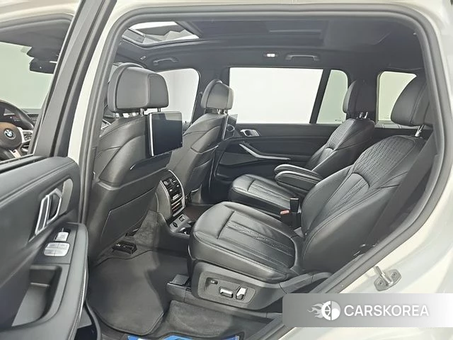BMW X7 (G07) 2021 Белый из Кореи, фото 2