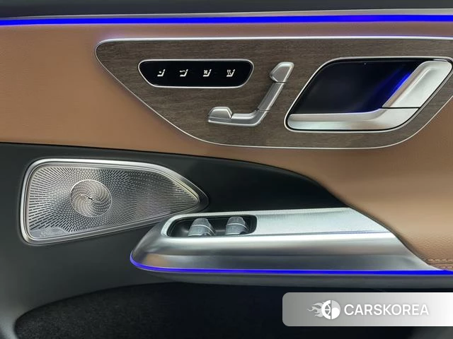 Mercedes-Benz E-Class 2026 Синий из Китая, фото 2