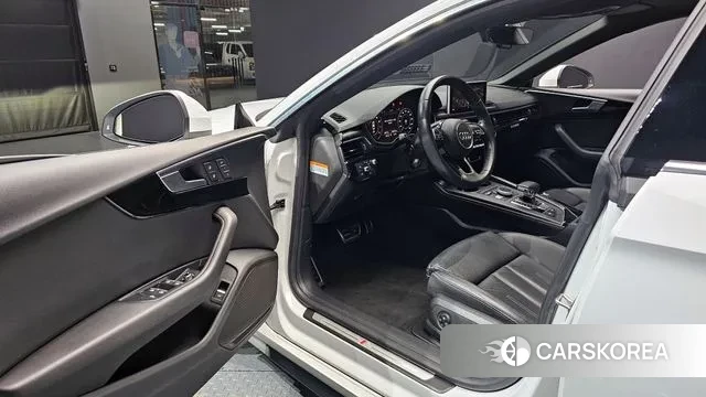 Audi A5 (F5) 2019 Белый из Кореи, фото 2
