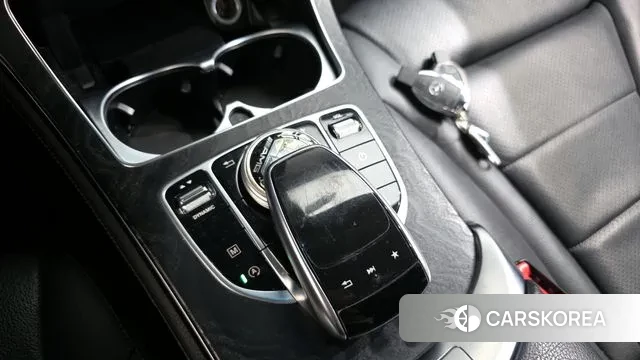 Mercedes-Benz GLC-Class X253 2019 Белый из Кореи, фото 2