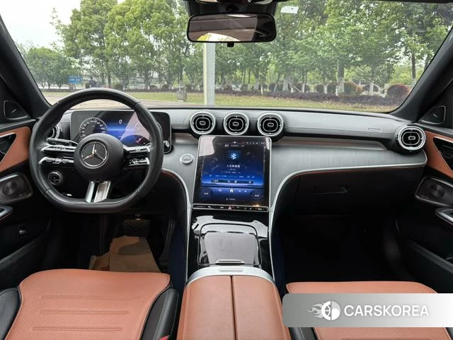 Mercedes-Benz C-class 2023 Белый из Китая, фото 2
