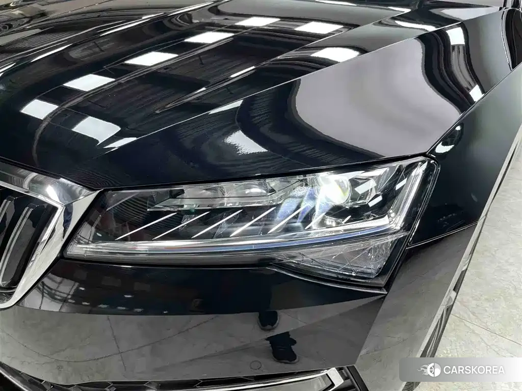 Skoda Superb 2024 Черный из Китая, фото 2