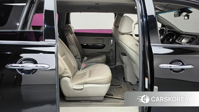 Kia The New Carnival 2018 Черный из Кореи, фото 2