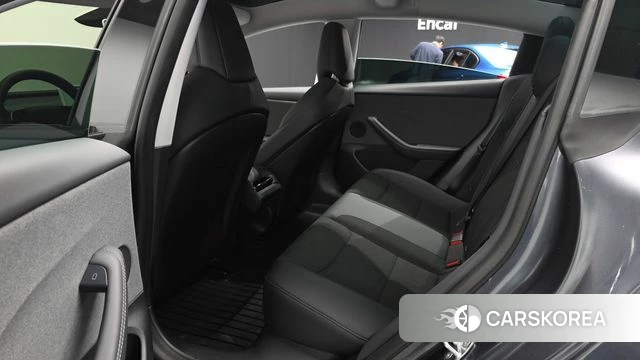 Tesla Model 3 2026 Серый из Кореи, фото 2