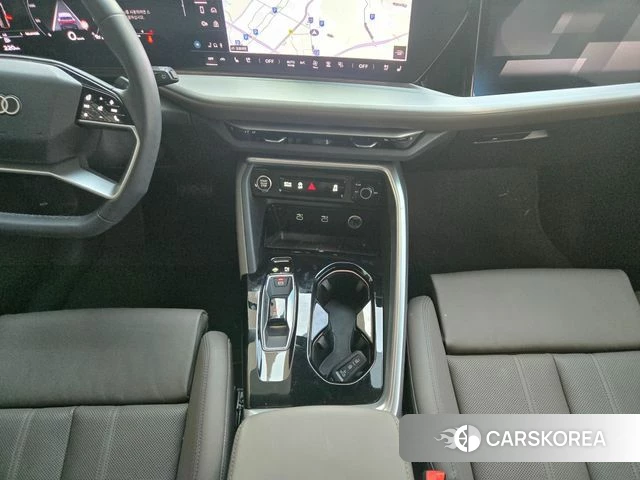 Audi Q5 (80A) 2025 Белый из Кореи, фото 2