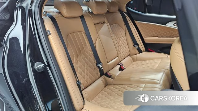 Genesis The New G70 2021 Черный из Кореи, фото 2