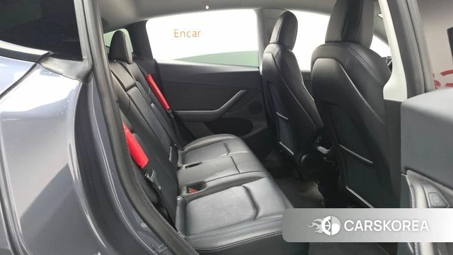 Tesla Model Y 2023 Серый из Кореи, фото 2
