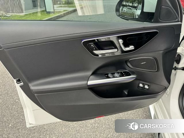 Mercedes-Benz C-class 2025 Белый из Китая, фото 2