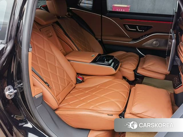 Mercedes-Benz Maybach S-Class 2024 Черный из Китая, фото 2