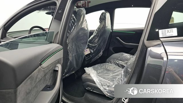 Tesla Model Y 2026 Серый из Кореи, фото 2