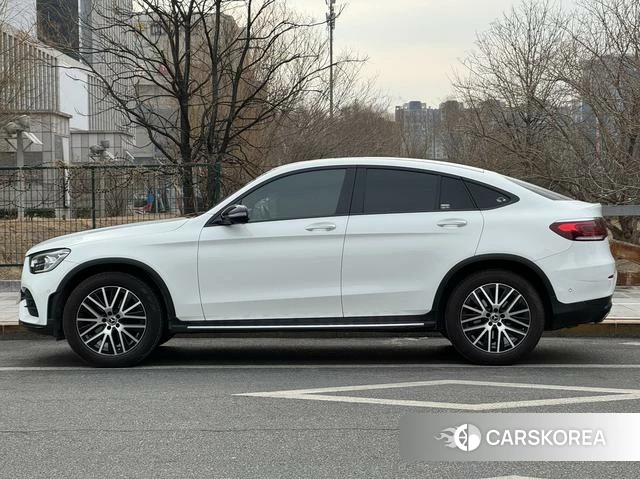 Mercedes-Benz GLC 2021 Белый из Китая, фото 2
