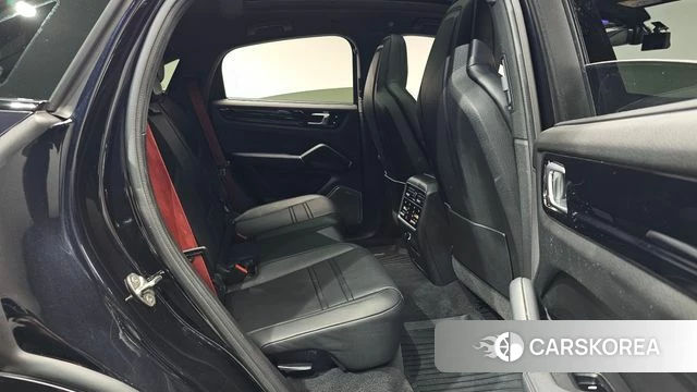 Porsche Cayenne (PO536) id 4966344 из Кореи 2