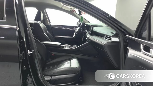 Kia K5 3rd generation 2022 Черный из Кореи, фото 2