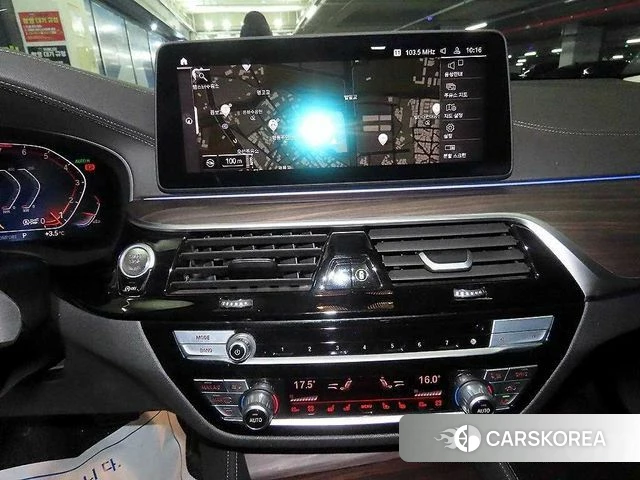 BMW 6 Series GT (G32) 2022 Серебристо-серый из Кореи, фото 2