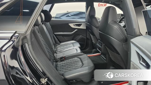 Audi Q8 (4M) 2021 Черный из Кореи, фото 2