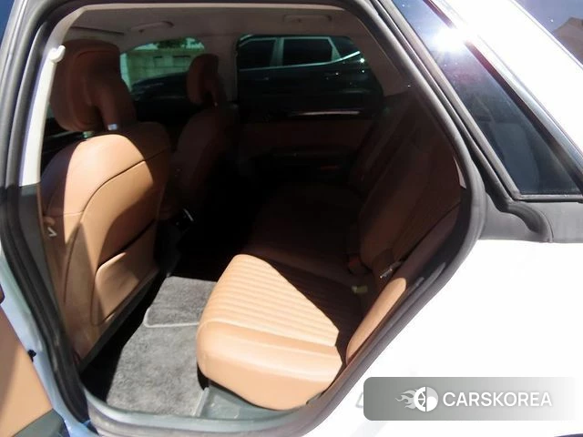 Hyundai Grandeur Hybrid (GN7) 2024 Белый из Кореи, фото 2
