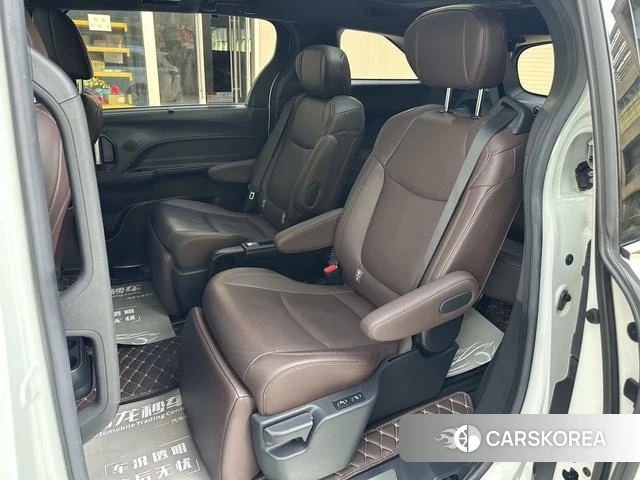 Toyota Sienna 2024 Белый из Китая, фото 2