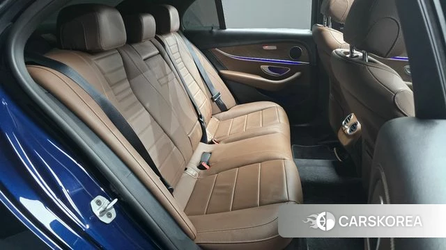 Mercedes-Benz E-Class W213 2020 Синий из Кореи, фото 2