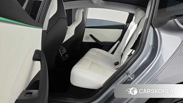 Tesla Model 3 2024 Серый из Кореи, фото 2