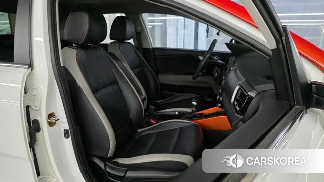 Kia Stonic 2020 Белый из Кореи, фото 2