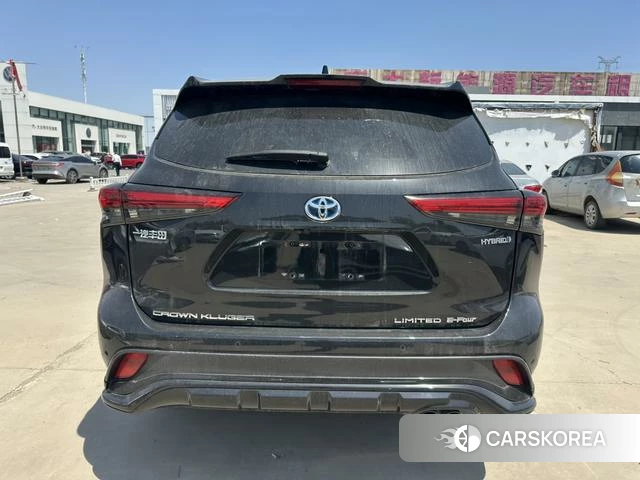 Toyota Crown 2021 Черный из Китая, фото 2