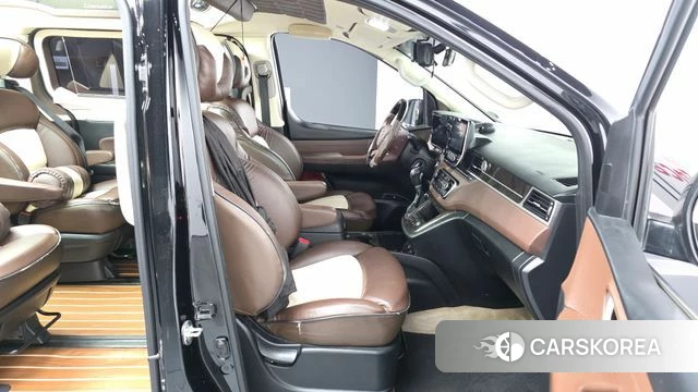 Hyundai The New Grand Starex 2019 Черный из Кореи, фото 2