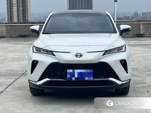 Toyota Venza 2023 Белый из Китая, фото 2