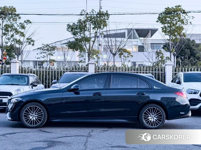 Mercedes-Benz C-class 2023 Зеленый из Китая, фото 2