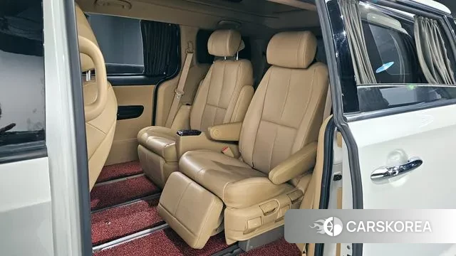 Kia The New Carnival 2019 Белый из Кореи, фото 2
