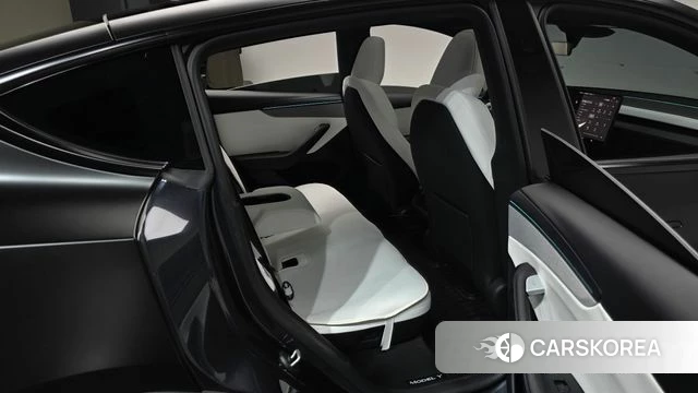 Tesla Model Y 2026 Серый из Кореи, фото 2