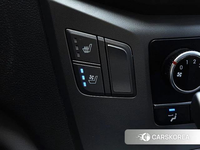 Hyundai The New Grand Starex 2018 Синий из Кореи, фото 2