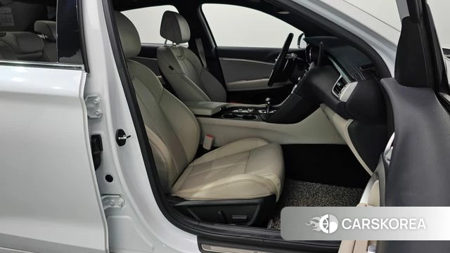 Genesis The New G70 2022 Белый из Кореи, фото 2