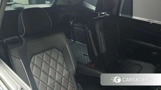 Volkswagen Atlas 2025 Черный из Кореи, фото 2