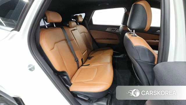 Kia Sportage 5th Generation 2021 Белый из Кореи, фото 2