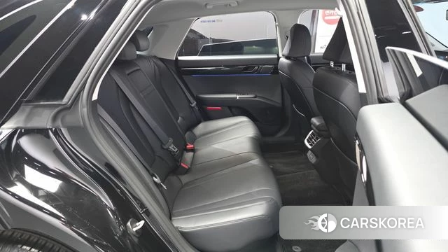 Hyundai Grandeur Hybrid (GN7) 2025 Черный из Кореи, фото 2