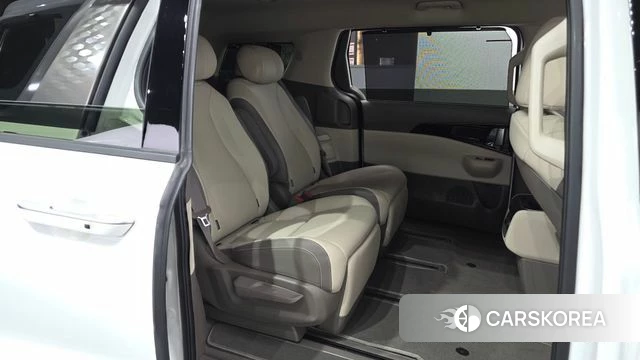 Kia The New Carnival 4th Generation 2025 Белый из Кореи, фото 2