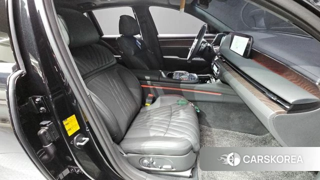 Genesis G90 (RS4) id 4725780 из Кореи 2
