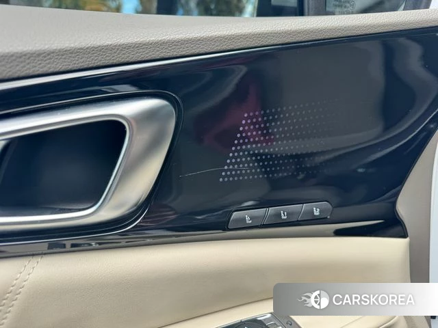 Kia The New Carnival 4th Generation 2024 Белый из Кореи, фото 2