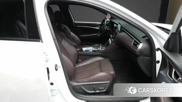 Genesis The New G70 2021 Белый из Кореи, фото 2
