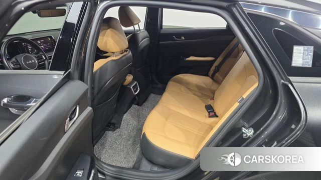 Kia K5 3rd generation 2023 Серый из Кореи, фото 2