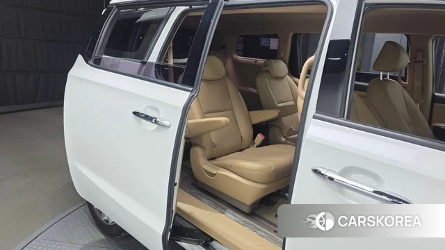 Kia The New Carnival 2020 Белый из Кореи, фото 2