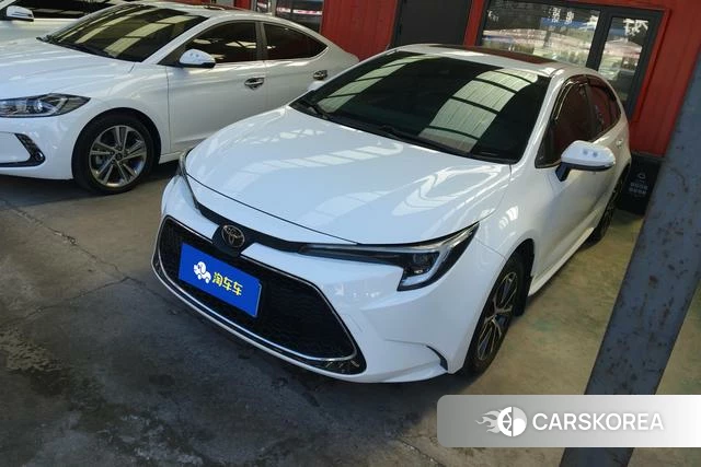 Toyota Levin 2024 Белый из Китая, фото 2