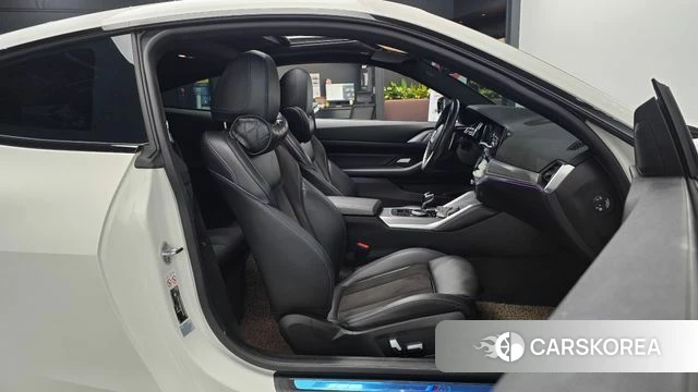 BMW 4 Series (G22) 2021 Белый из Кореи, фото 2